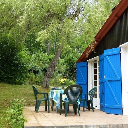 With Garden In The Pyrenees * Roquefort-de-Sault